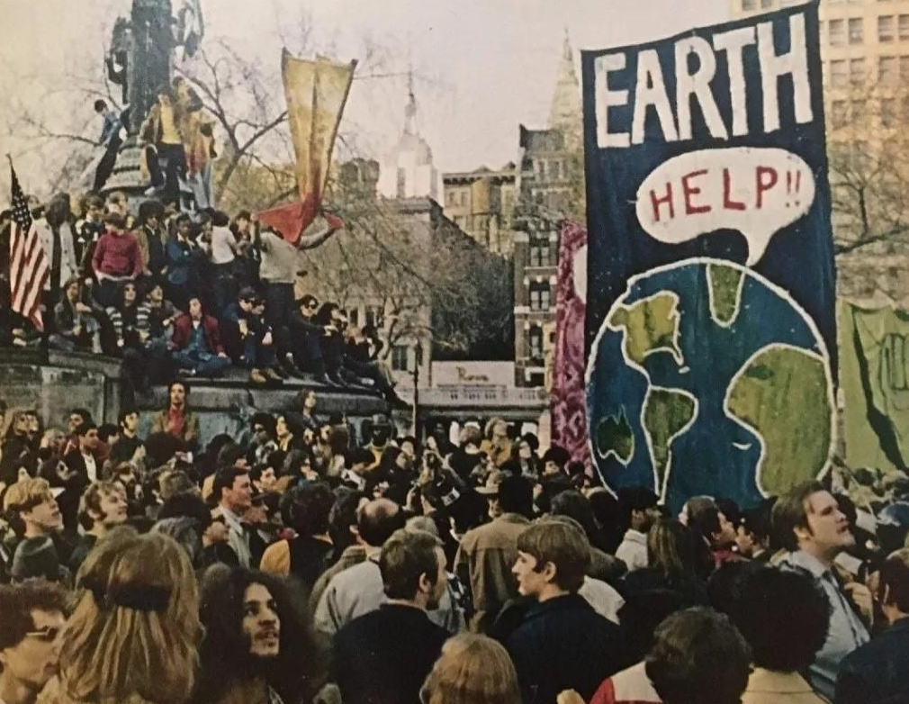 1970 में पहला Earth Day celebration